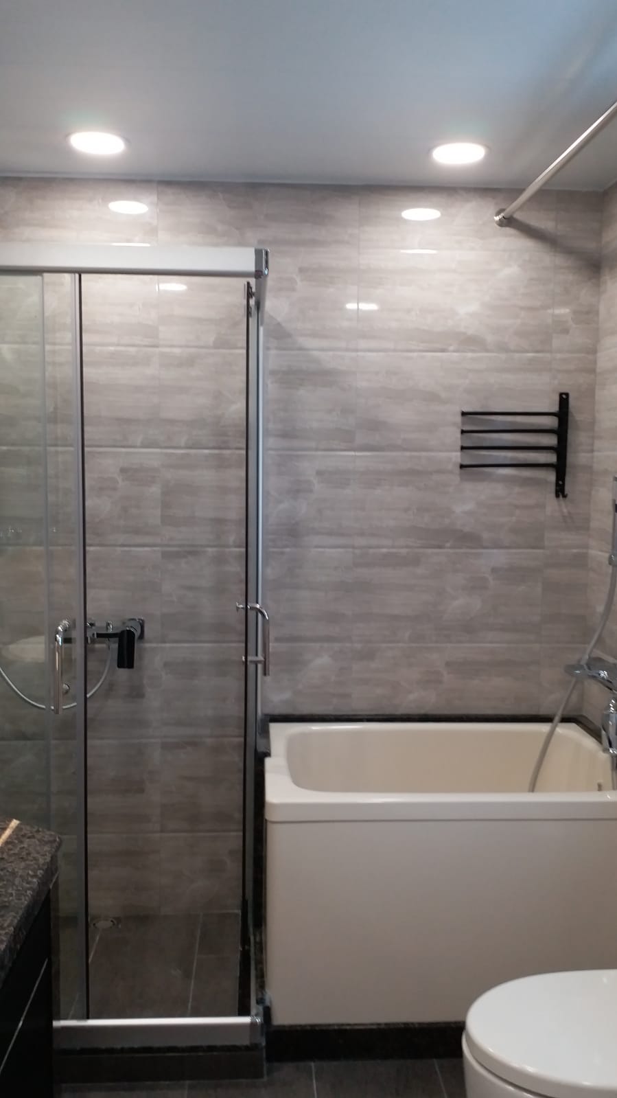 Bathroom 0007