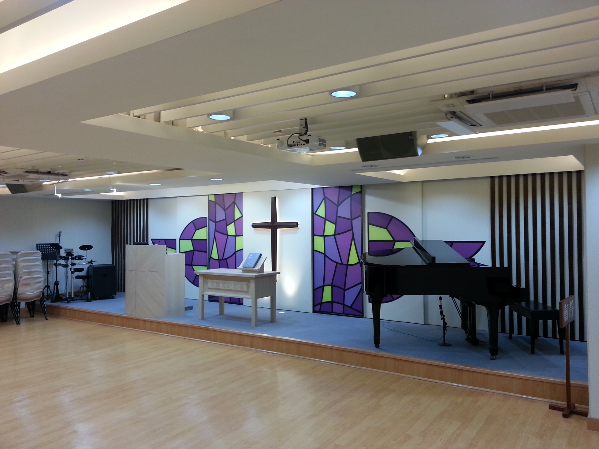 Church R00003