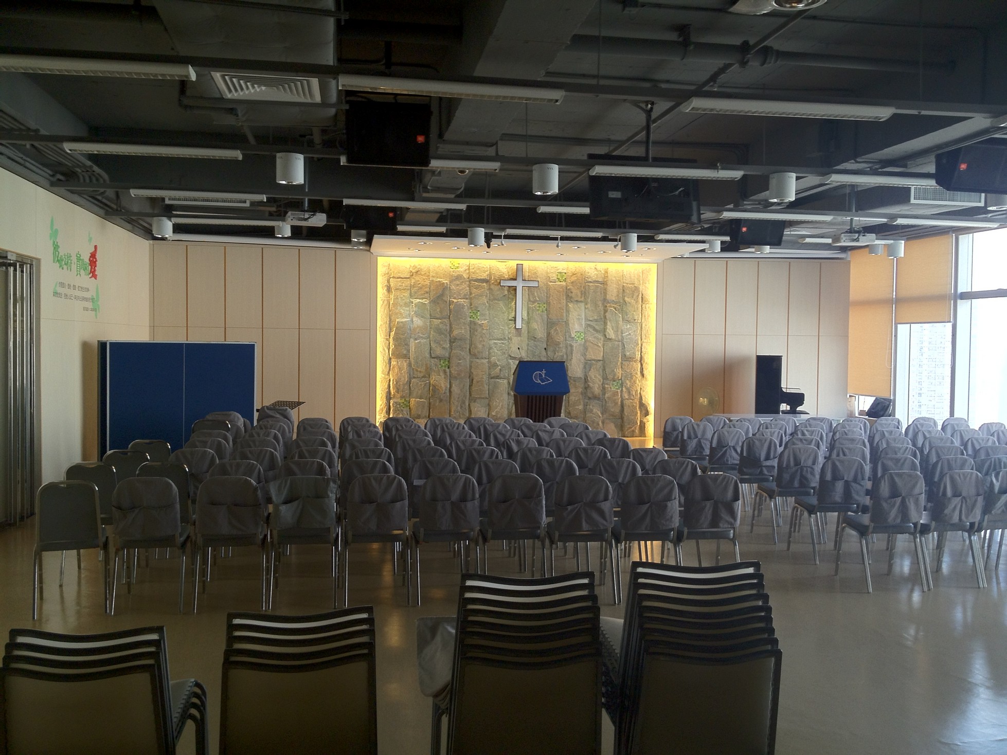 Church R00006