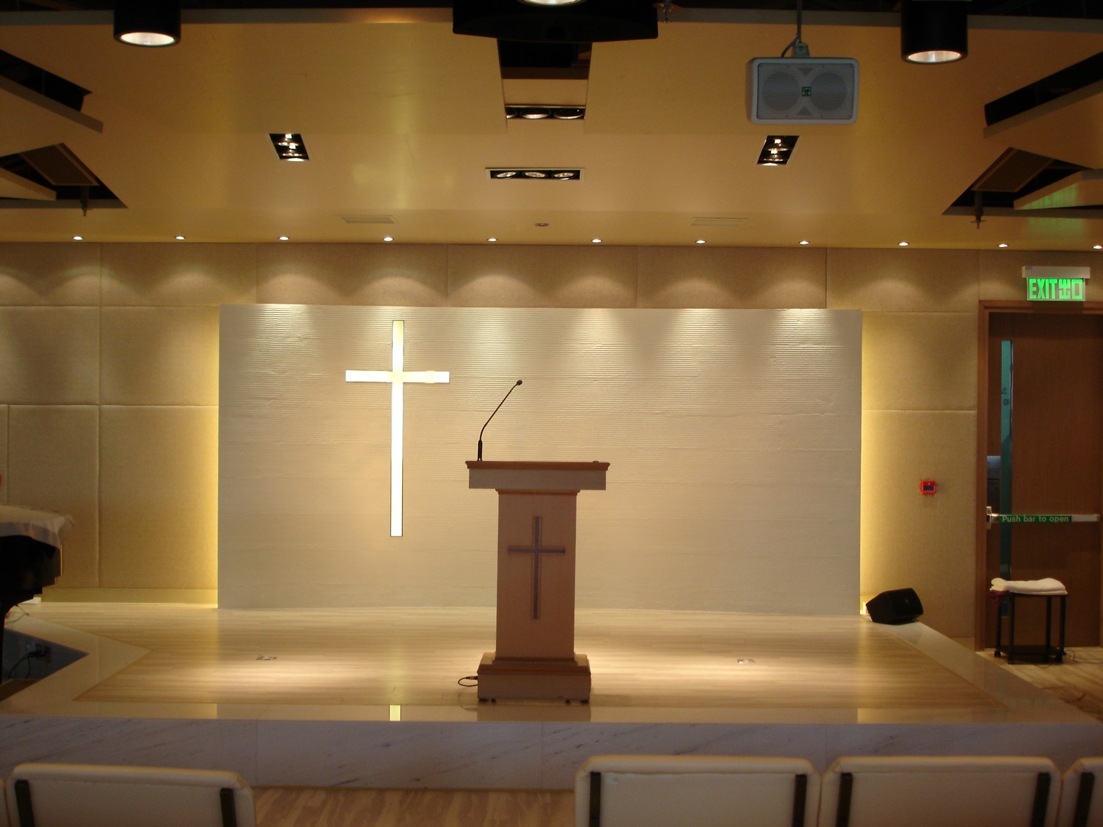 Church R00007