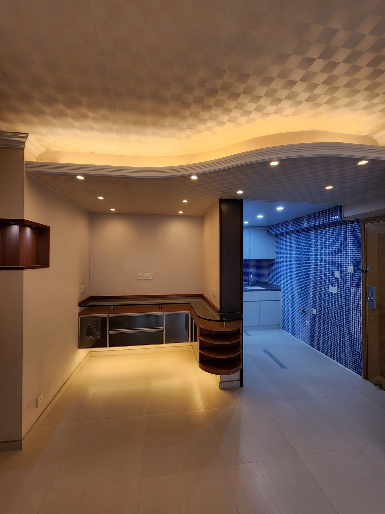 Living Rm R00001