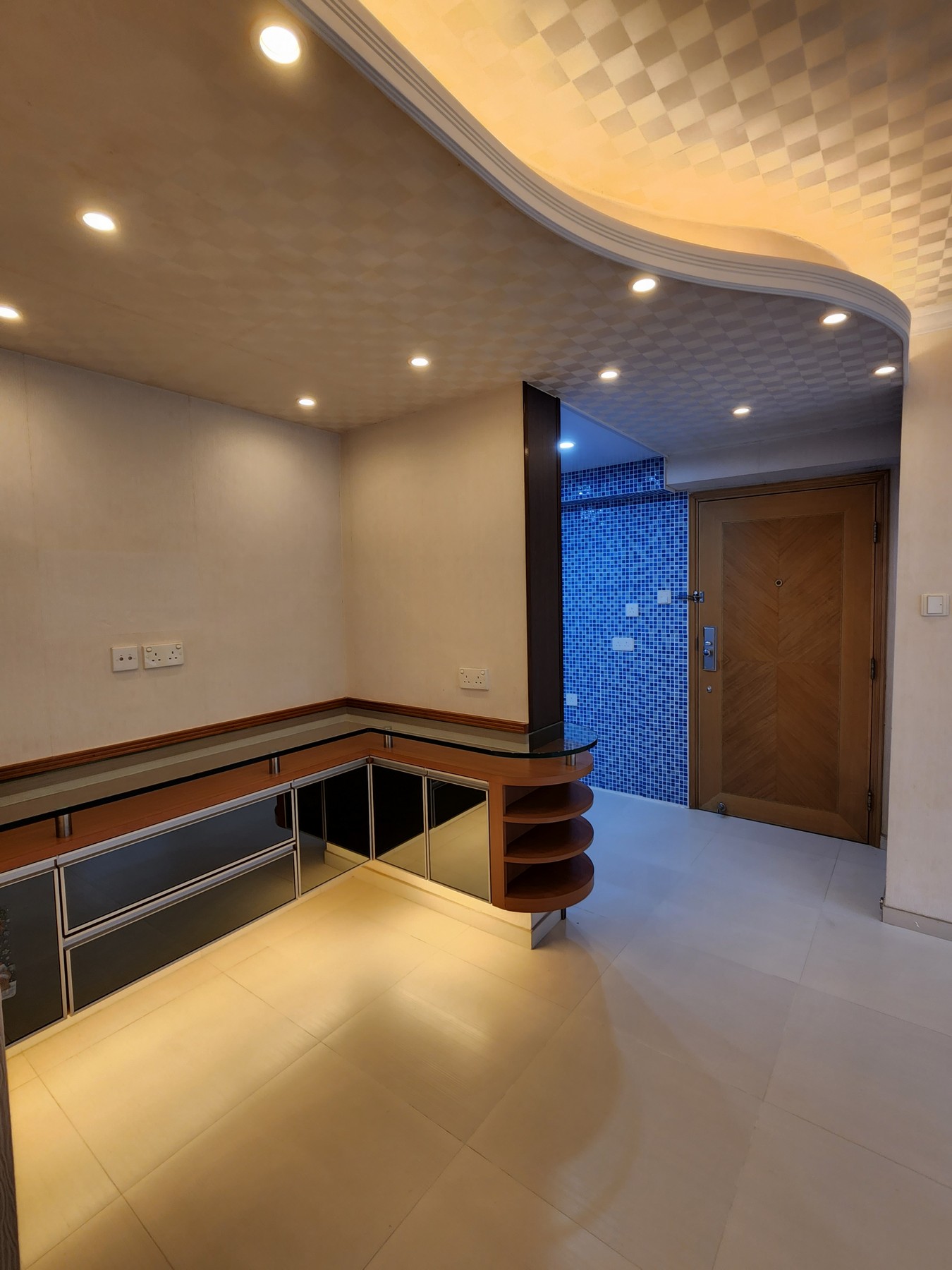 Living Rm R00004