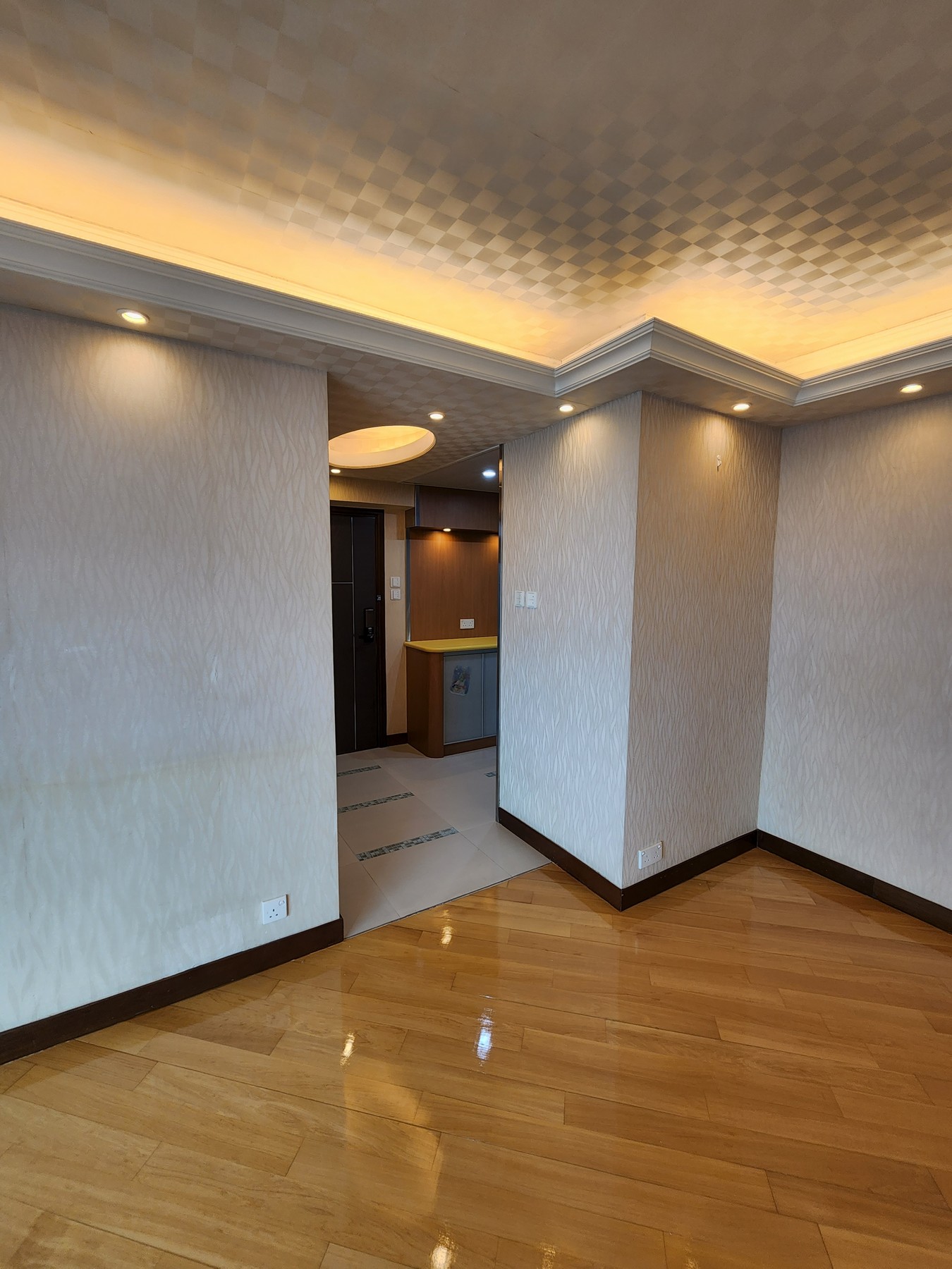 Living Rm R00005